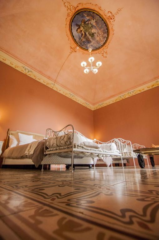 Vicodellacavallerizza - Boutique Apartments Lecce Kamer foto