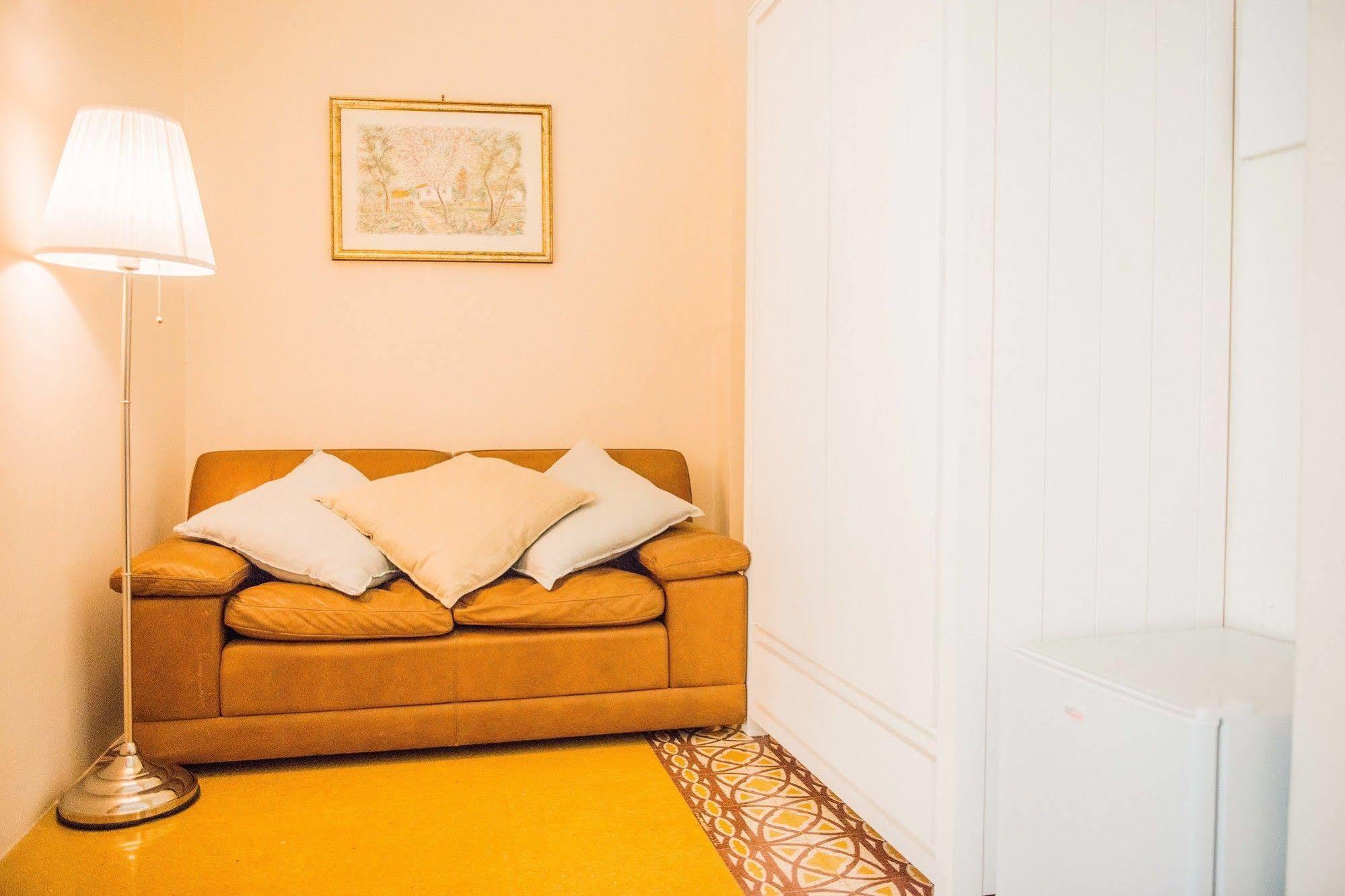 Vicodellacavallerizza - Boutique Apartments Lecce Buitenkant foto